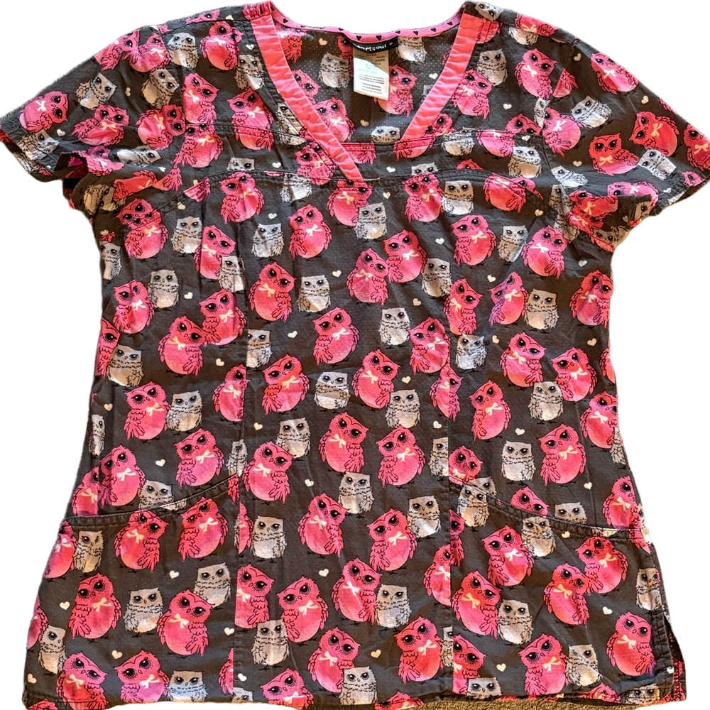 HeartSoul Scrub Medical Top Owl Print Medium Pink Gray